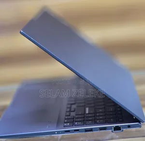 New Laptop Asus Vivobook 16 16GB Intel Core i7 SSD 512GB