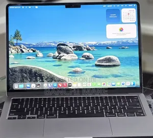 New Laptop Apple MacBook Air 2022 M2 16GB Apple M2 SSD 512GB