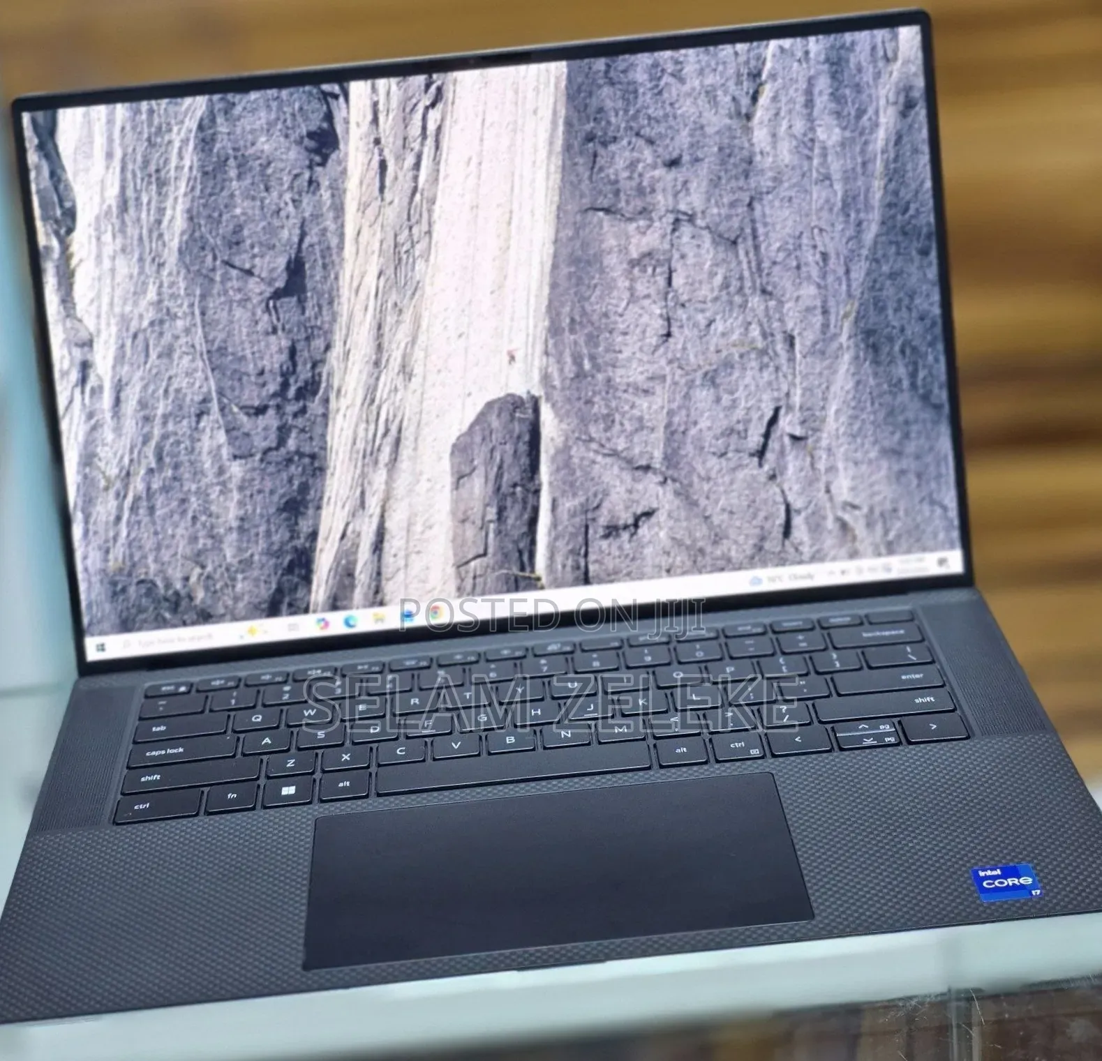New Laptop Dell 16GB Intel Core i7 SSD 1T