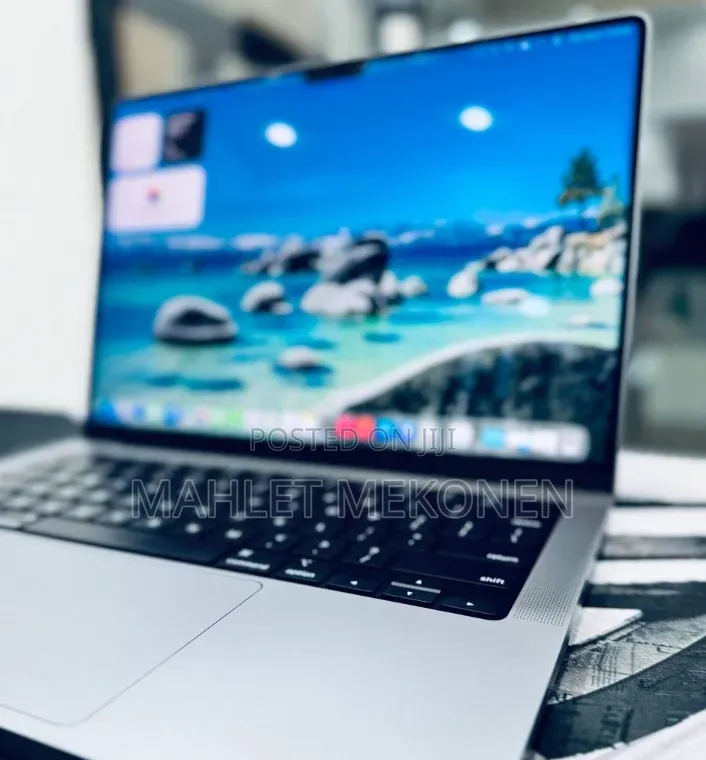 New Laptop Apple MacBook Pro 2021 M1 16GB Apple M1 Pro SSD 512GB