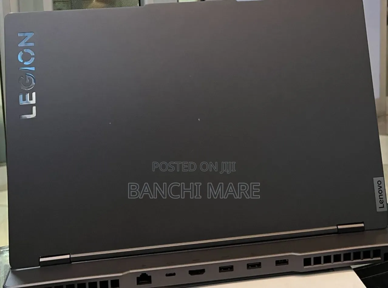 New Laptop Lenovo Legion 5 16GB AMD Ryzen 7 SSD 1T