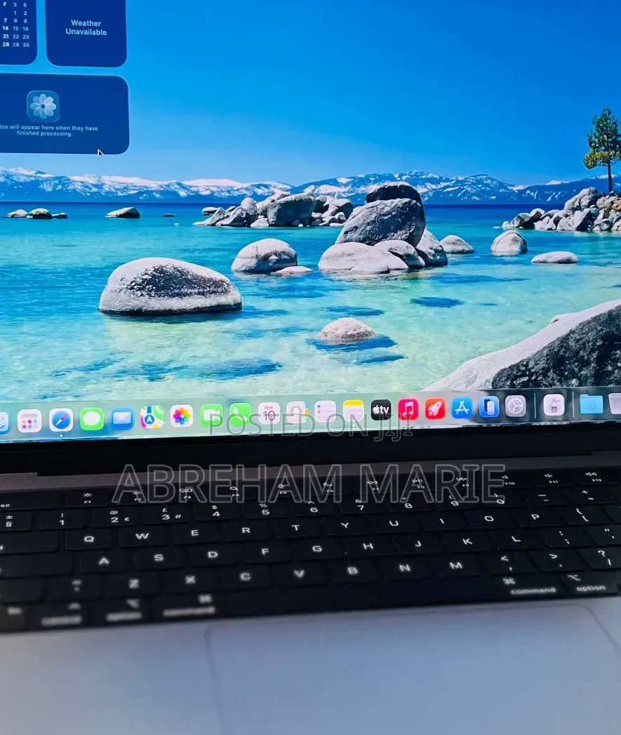 New Laptop Apple MacBook Pro 2021 M1 16GB Apple M1 Pro SSD 512GB