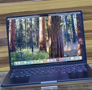 New Laptop Apple MacBook Air 2025 M4 16GB Apple M4 SSD 256GB