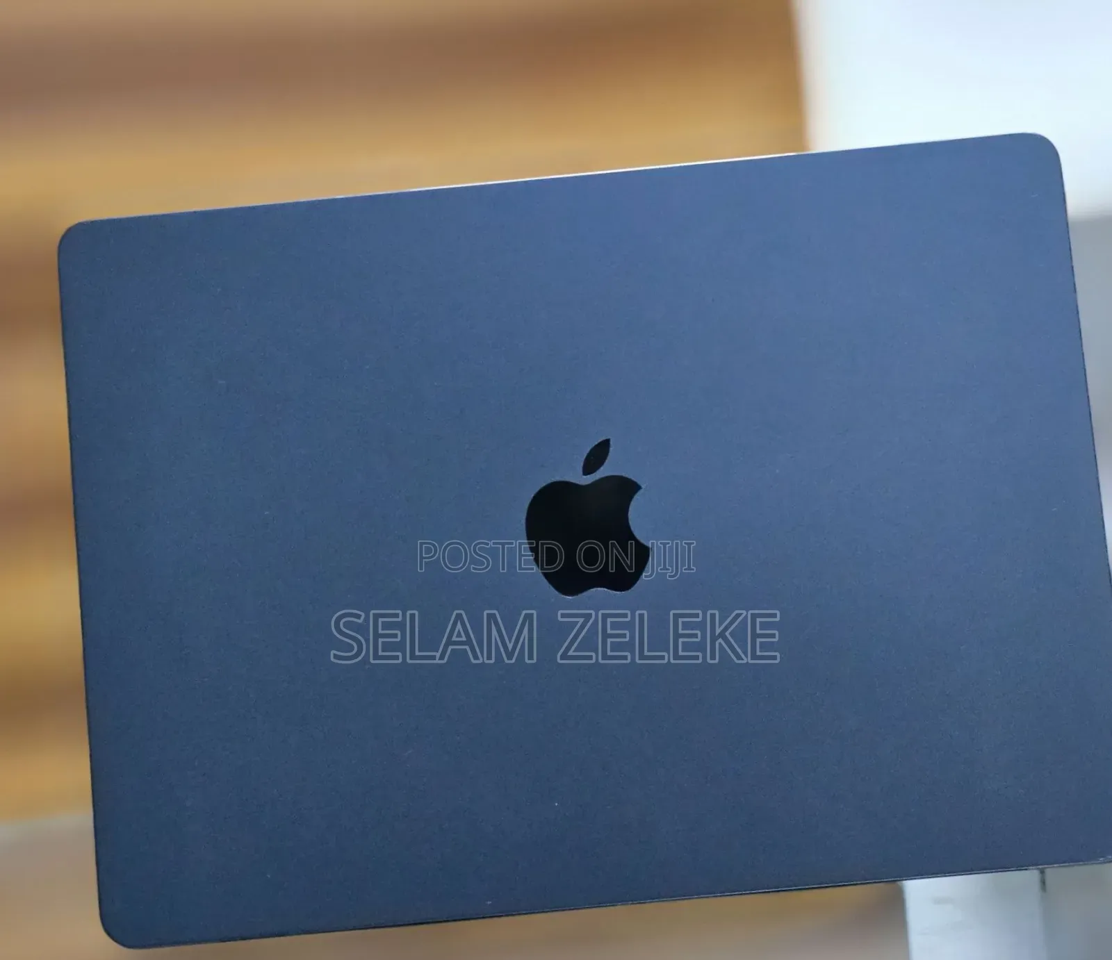 New Laptop Apple MacBook Air 2025 M4 16GB Apple M4 SSD 256GB