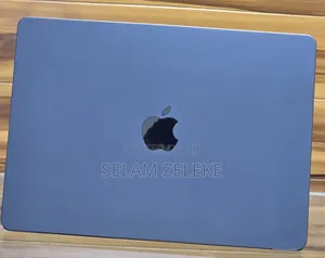 New Laptop Apple MacBook Air 2025 M4 16GB Apple M4 SSD 256GB