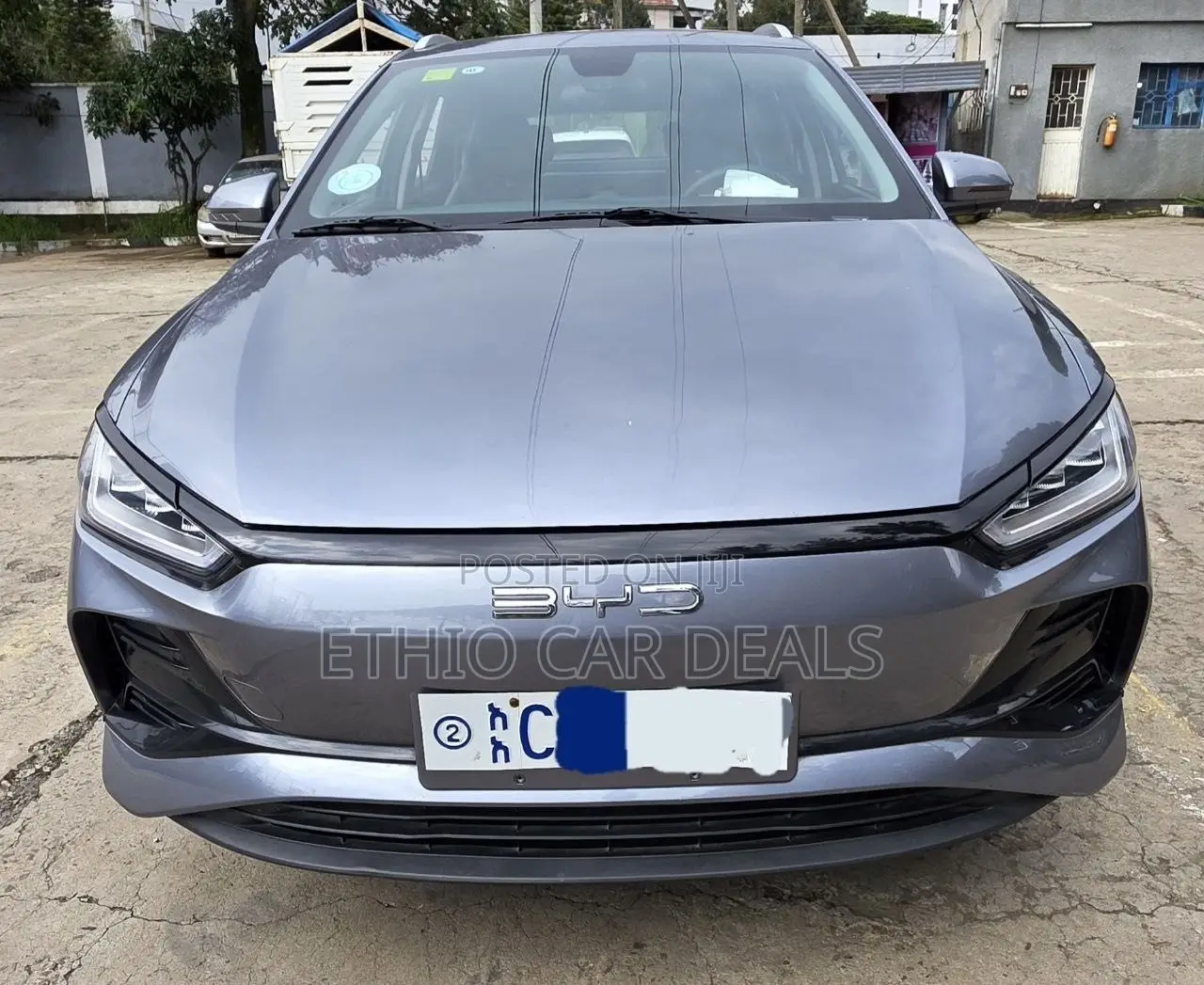 BYD E2 43 kWh 94 hp FWD 2025 Gray