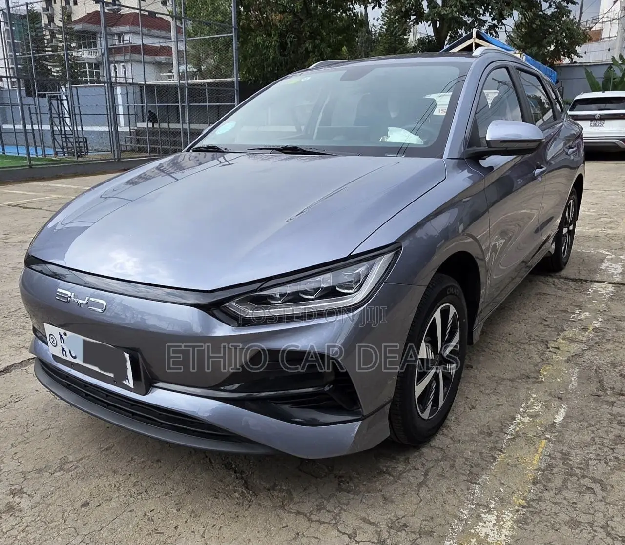 BYD E2 43 kWh 94 hp FWD 2025 Gray