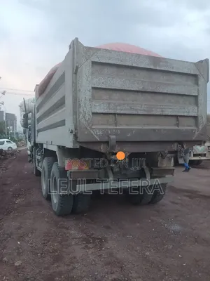Genlyon Truck