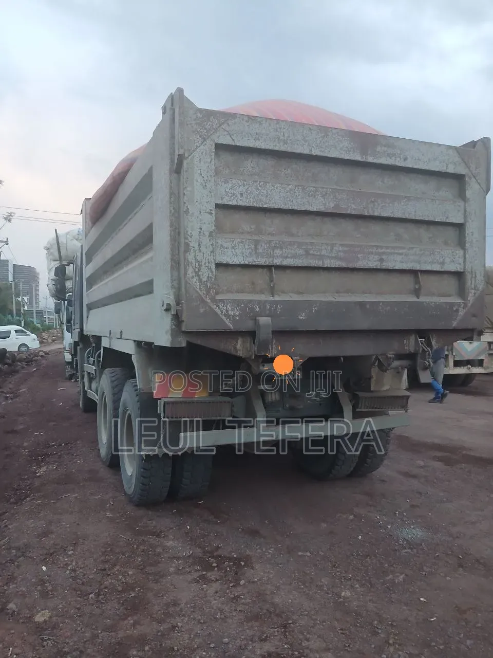 Genlyon Truck