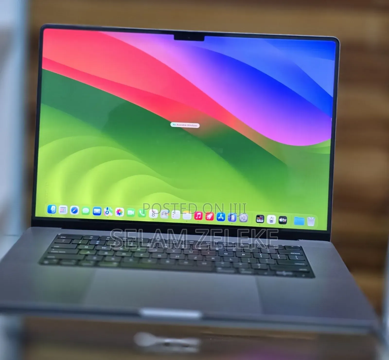 New Laptop Apple MacBook Pro 2021 M1 32GB Apple M1 Pro SSD 512GB
