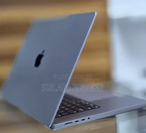 New Laptop Apple MacBook Pro 2021 M1 32GB Apple M1 Pro SSD 512GB