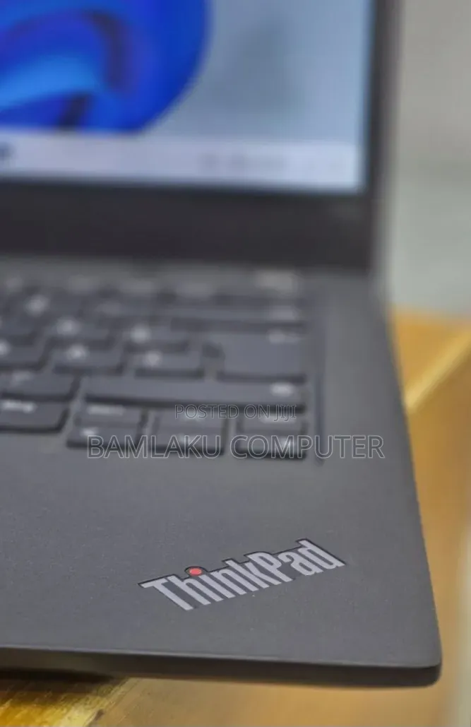 New Laptop Lenovo ThinkPad T14s Gen 2 16GB Intel Core i7 SSD 512GB