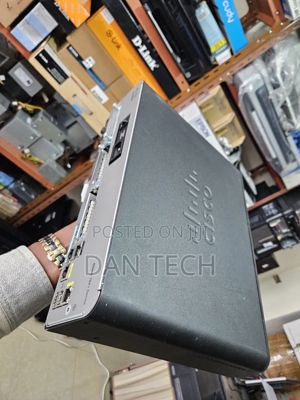 Cisco 1941 Series Gigabit Router