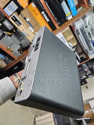 Cisco 1941 Series Gigabit Router