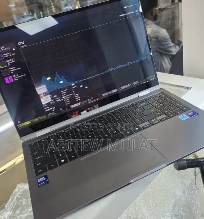 New Laptop Samsung Galaxy Book4 16GB Intel Core Ultra 7 SSD 512GB