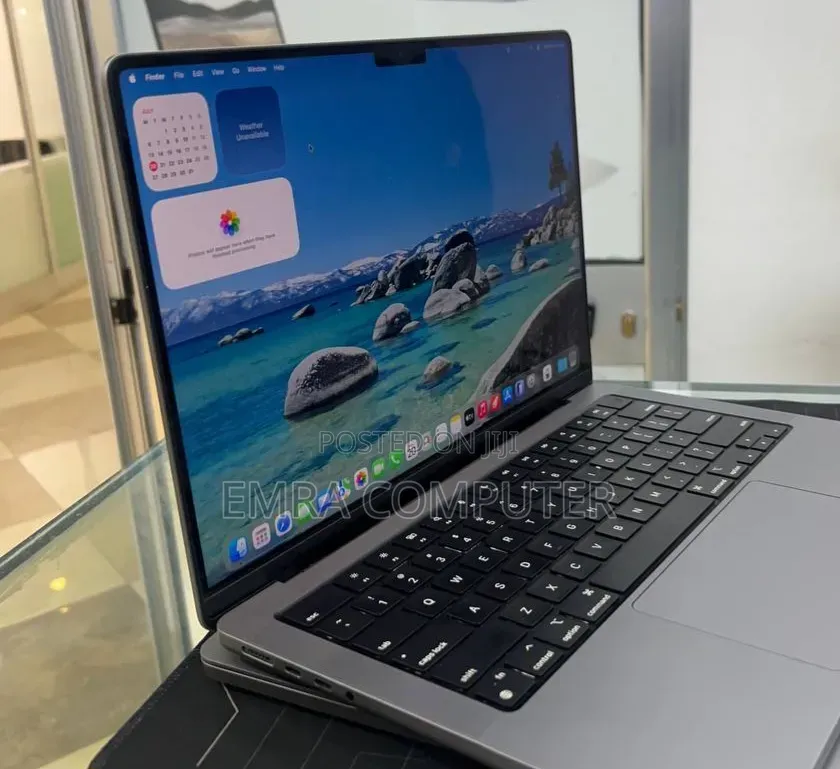New Laptop Apple MacBook Pro 2021 M1 16GB Apple M1 Pro SSD 512GB