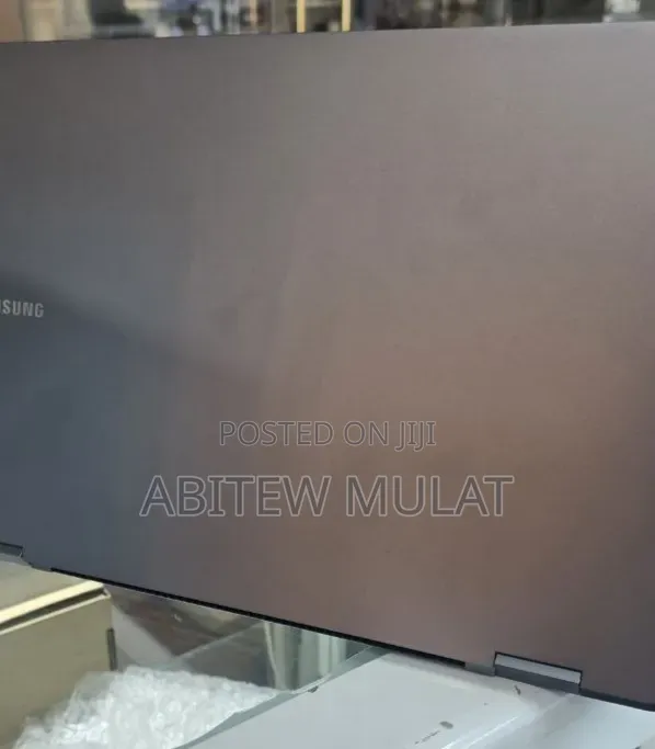 New Laptop Samsung Galaxy Book4 16GB Intel Core Ultra 7 SSD 512GB