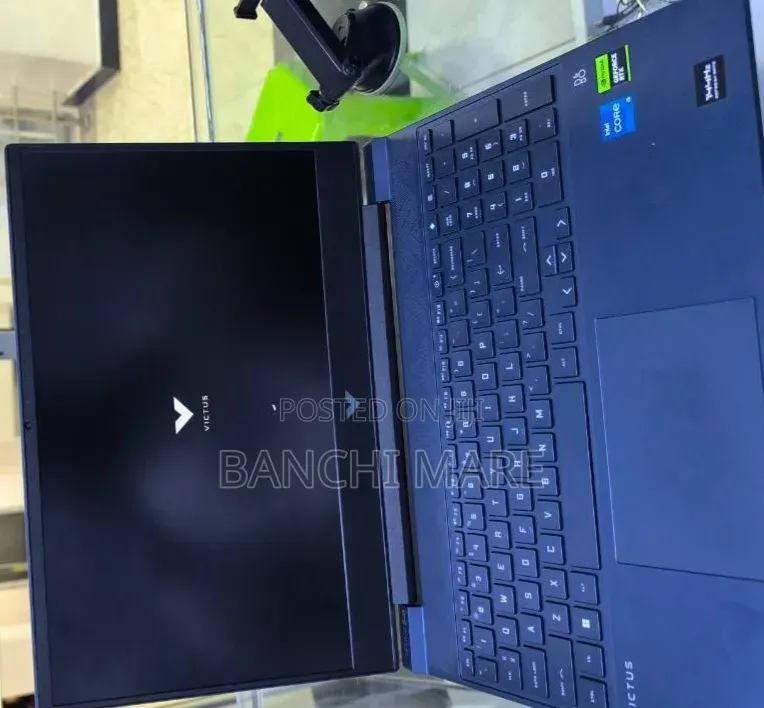 New Laptop HP Victus 15 8GB Intel Core i5 SSD 512GB