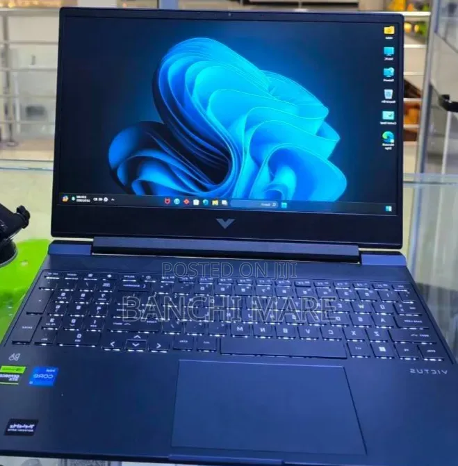 New Laptop HP Victus 15 8GB Intel Core i5 SSD 512GB