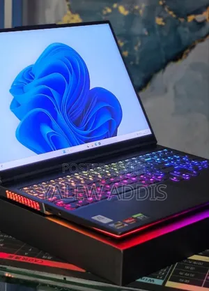 New Laptop Lenovo Legion 9 32GB AMD Ryzen 9 SSD 1T