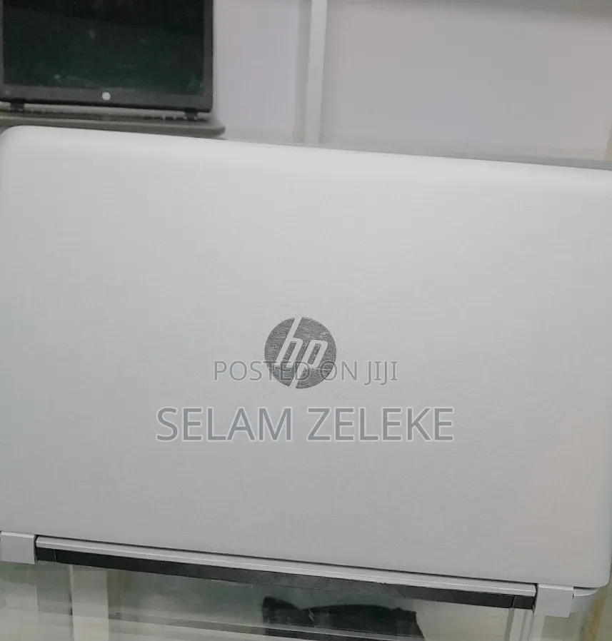 New Laptop HP 8GB Intel Core i7 SSD 512GB
