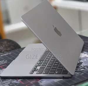 New Laptop Apple MacBook Air 2022 M2 8GB Apple M2 SSD 256GB