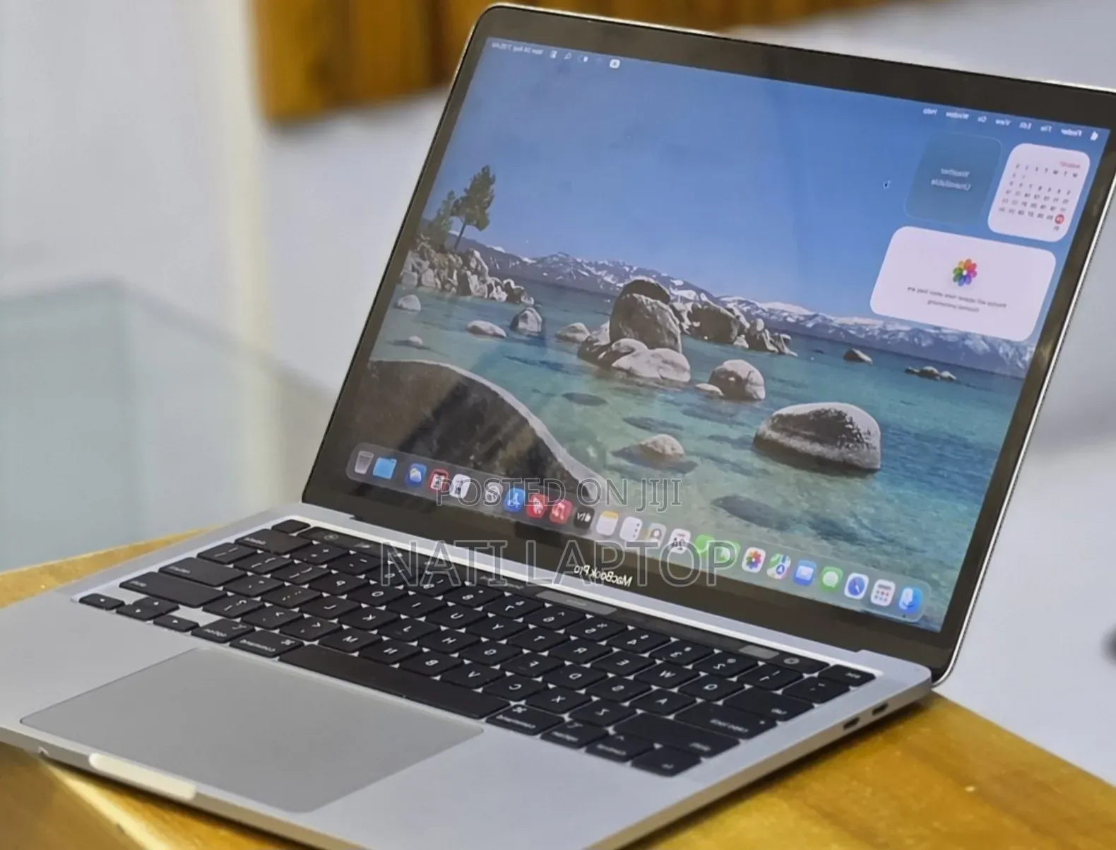 New Laptop Apple MacBook Pro 2020 M1 32GB Intel Core i7 SSD 512GB