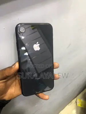 Apple iPhone XR 64 GB Black