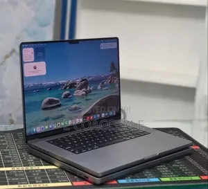 New Laptop Apple MacBook 32GB SSD 1T
