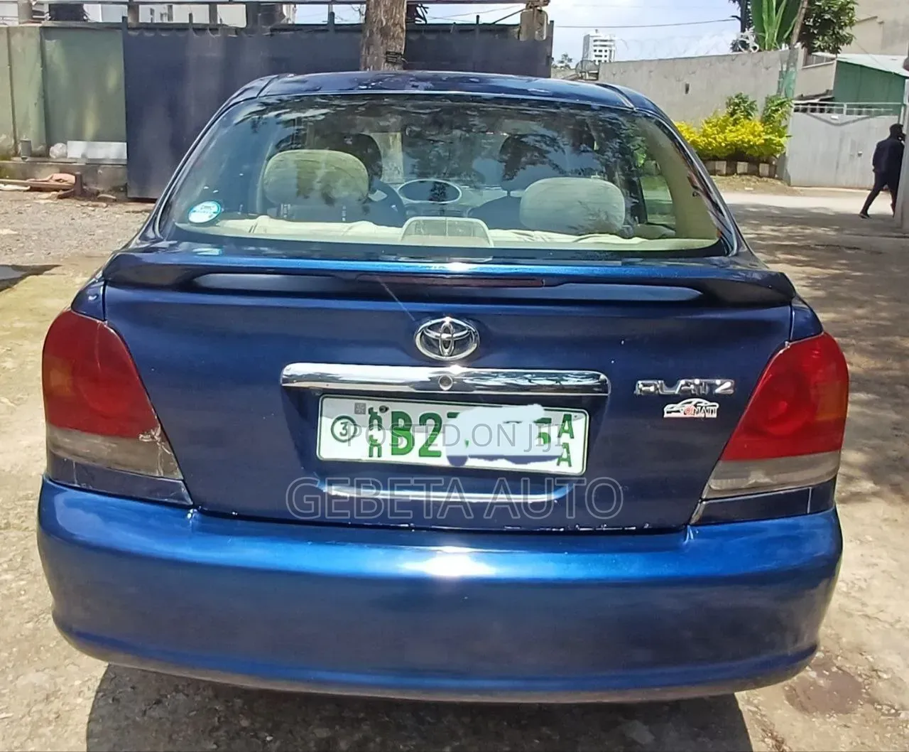 Toyota Platz 2005