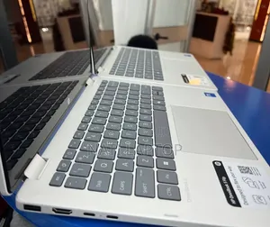 New Laptop HP OmniBook Ultra Flip 14" 16GB Intel Core 7 SSD 512GB