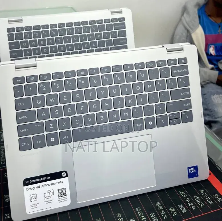 New Laptop HP OmniBook Ultra Flip 14" 16GB Intel Core 7 SSD 512GB
