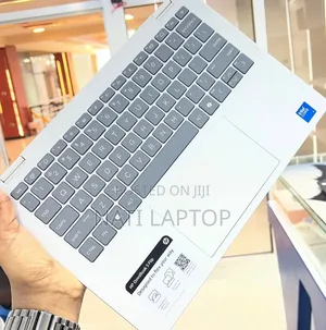 New Laptop HP OmniBook Ultra Flip 14" 16GB Intel Core 7 SSD 512GB
