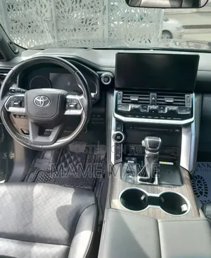 Toyota Land Cruiser 2022 Black