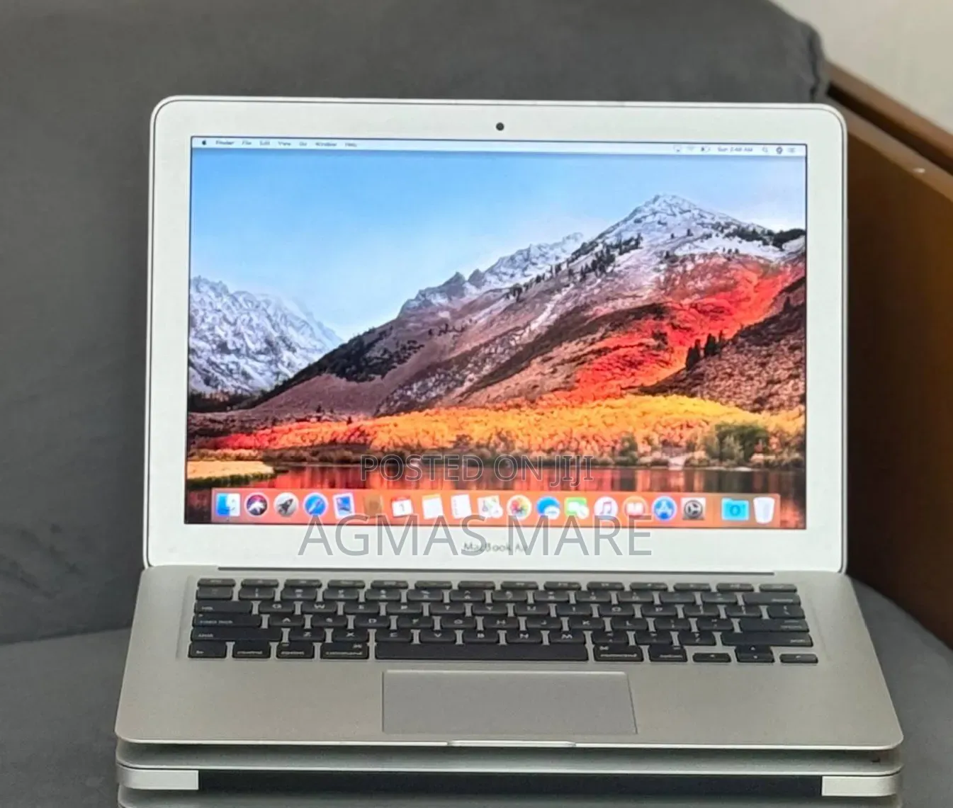 New Laptop Apple MacBook Air 2017 8GB Intel Core i5 SSD 256GB