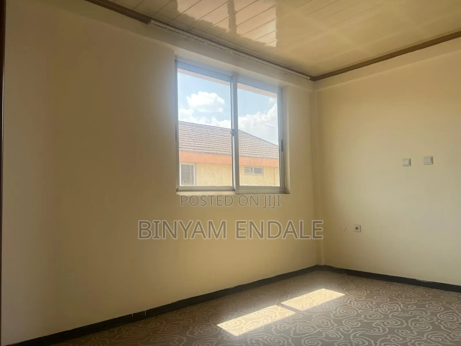 2bdrm Villa in Jemo 1 Asphalt Dar, Nifas Silk-Lafto for sale