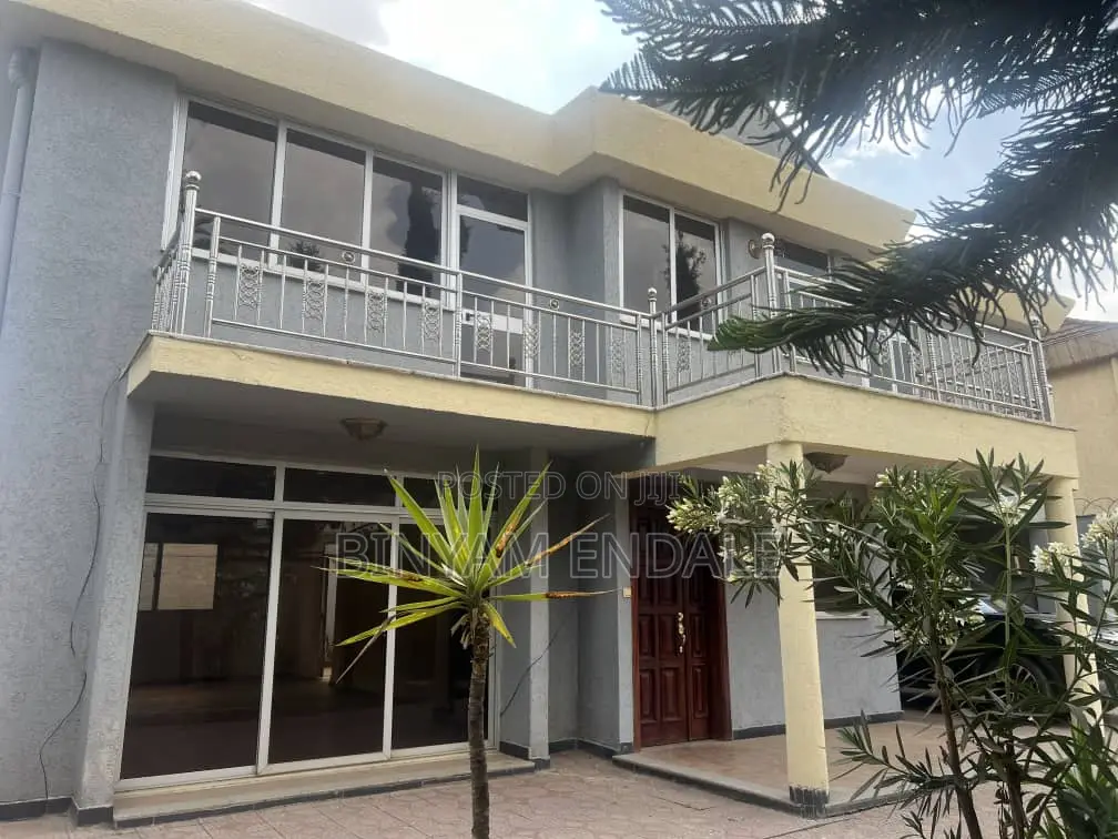 2bdrm Villa in Jemo 1 Asphalt Dar, Nifas Silk-Lafto for sale