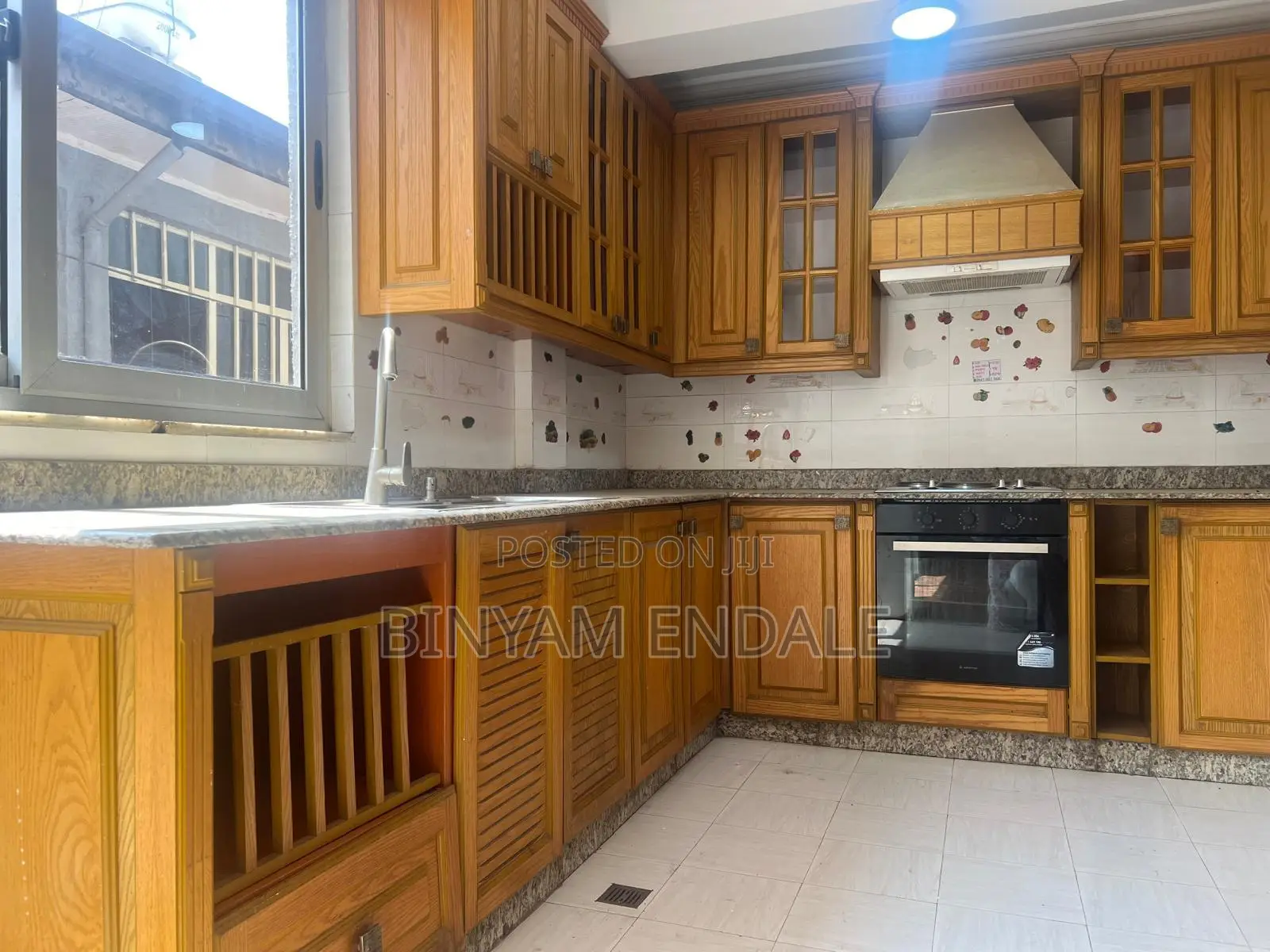 2bdrm Villa in Jemo 1 Asphalt Dar, Nifas Silk-Lafto for sale