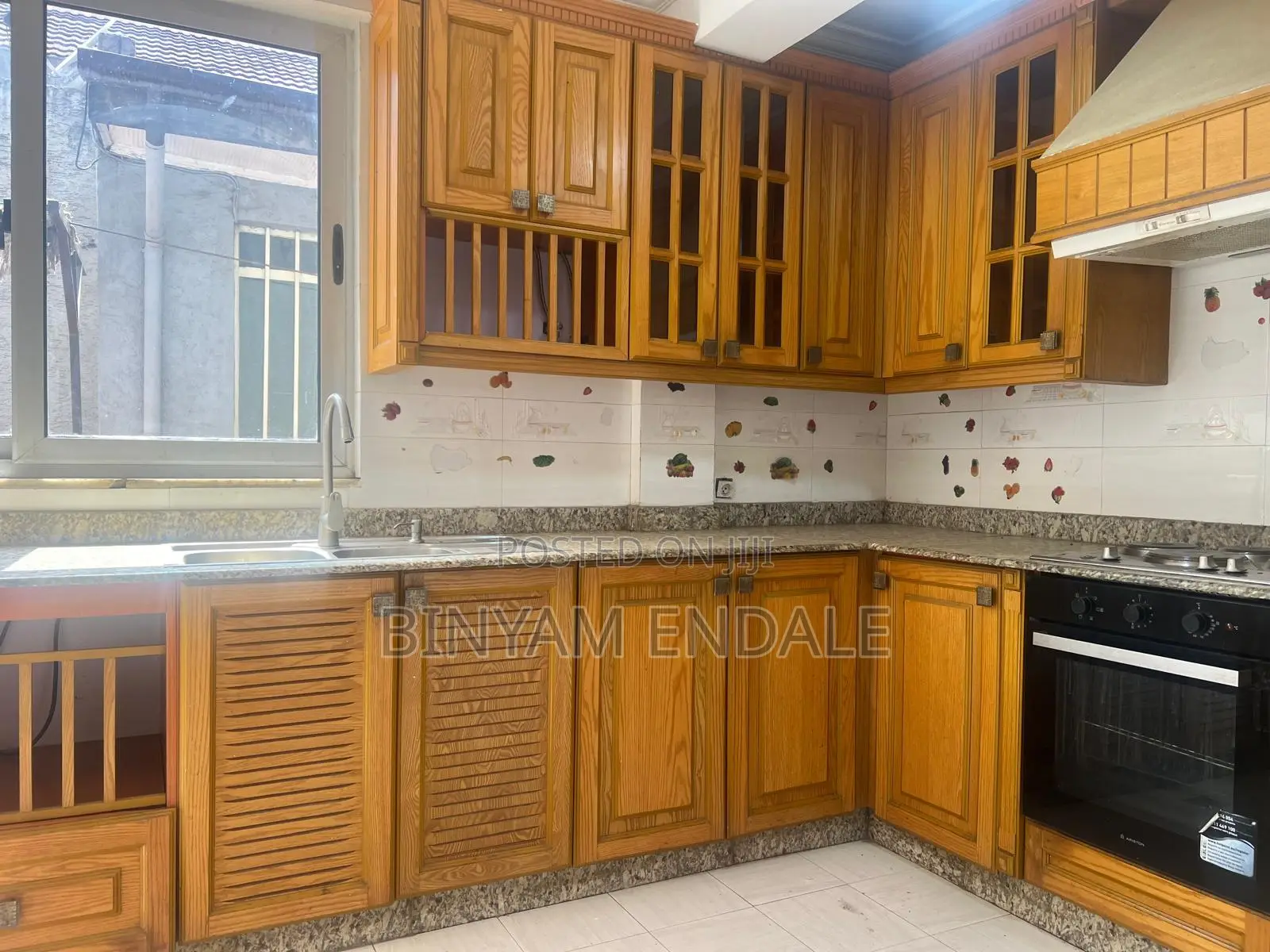 2bdrm Villa in Jemo 1 Asphalt Dar, Nifas Silk-Lafto for sale