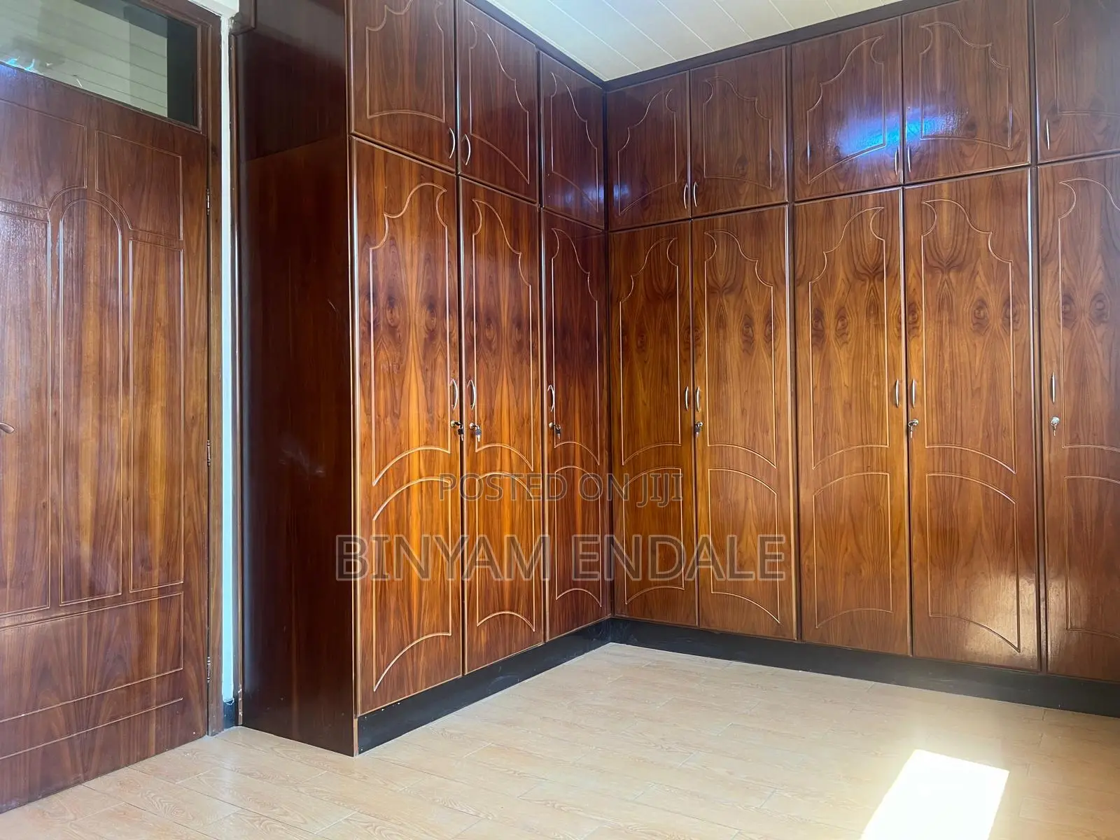 2bdrm Villa in Jemo 1 Asphalt Dar, Nifas Silk-Lafto for sale