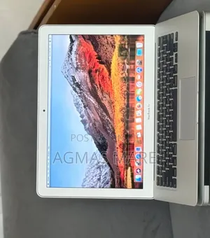 New Laptop Apple MacBook Air 2017 8GB Intel Core i5 SSD 512GB