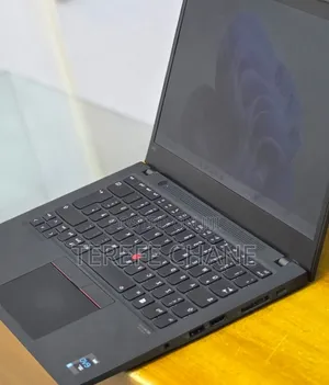 New Laptop Lenovo ThinkPad T14 G2 16GB Intel Core i7 SSD 512GB
