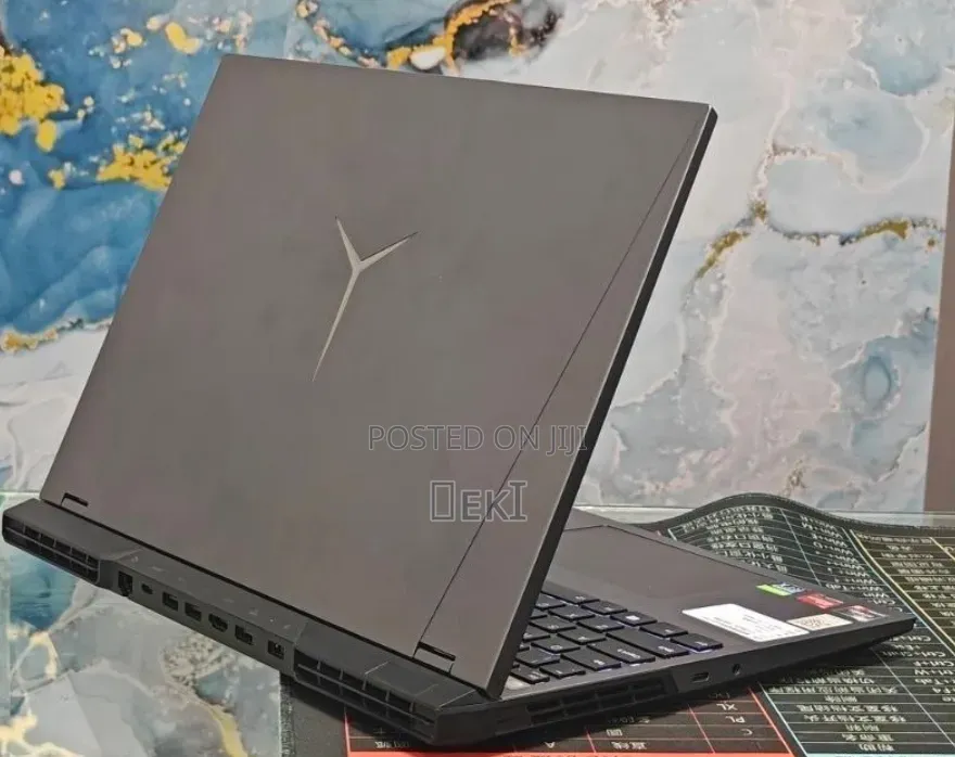New Lenovo Legion Y7000P IRX9 Gaming Laptop 16GB AMD Ryzen 7 SSD 512GB