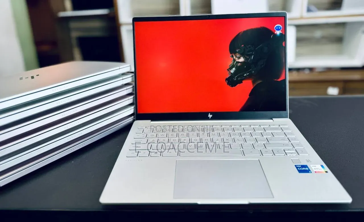 New Laptop HP 16GB Intel Core i5 SSD 512GB