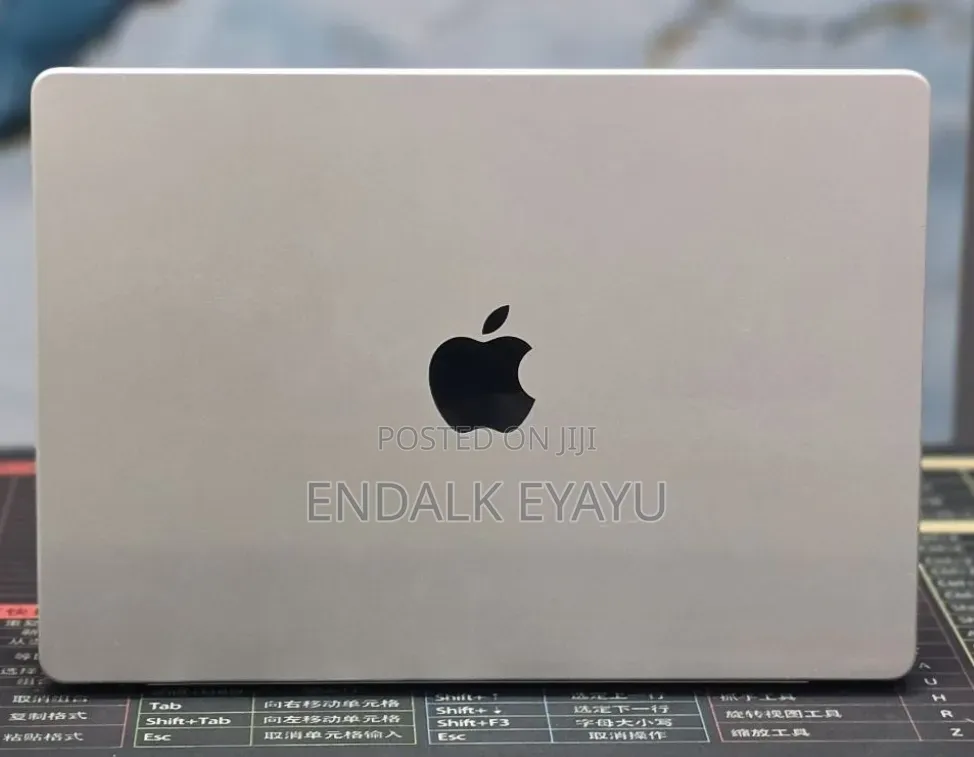 New Laptop Apple MacBook Pro 2021 M1 16GB Apple M1 Pro SSD 1T