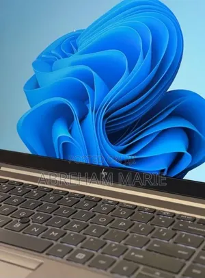 New Laptop HP ZBook 14 32GB Intel Core i7 SSD 512GB