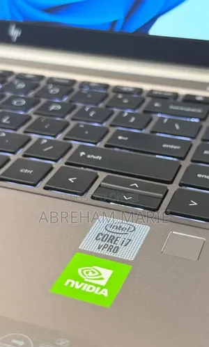 New Laptop HP ZBook 14 32GB Intel Core i7 SSD 512GB
