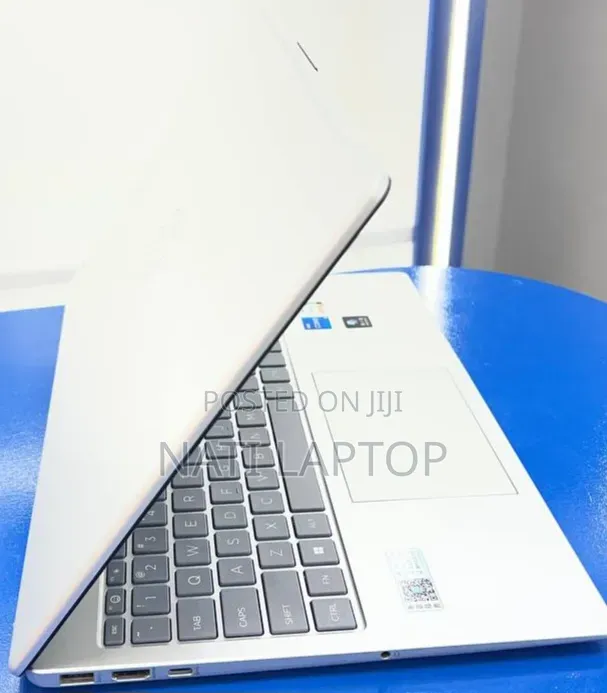 New Laptop HP Stream Notebook 16GB Intel Core i5 SSD 1T