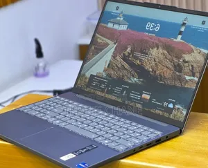 New Laptop Lenovo Ideapad 3 16GB Intel Core i7 SSD 512GB