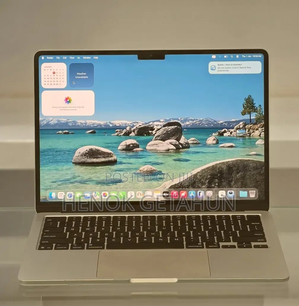 New Laptop Apple MacBook Air 2025 M4 16GB Apple M4 SSD 256GB